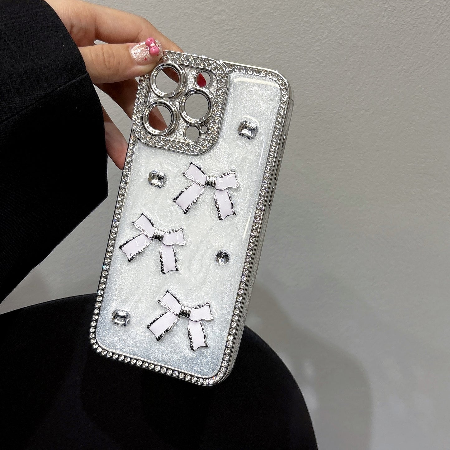 Luxury Crystal Butterfly iPhone Case – Sparkling Diamond-Embellished Design with Elegant Butterfly Motif, Shiny Gloss Finish for iPhone 16/15/14/13, Perfect Gift for Her
